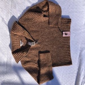 NWT Quarterzip sweater